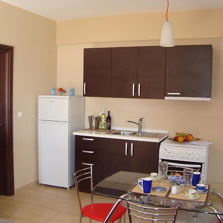 Mikros Gialos Apartments Room photo
