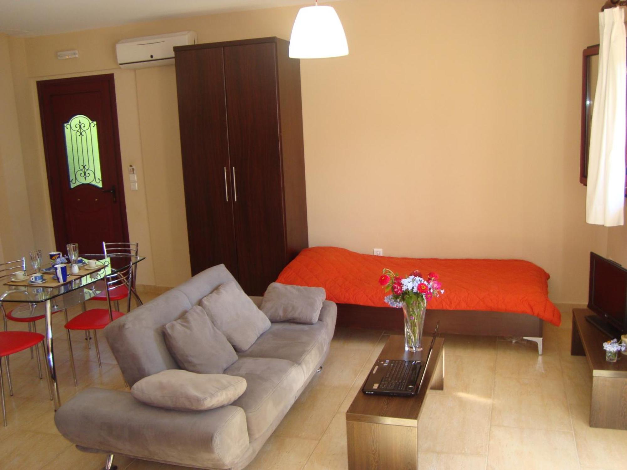 Mikros Gialos Apartments Room photo