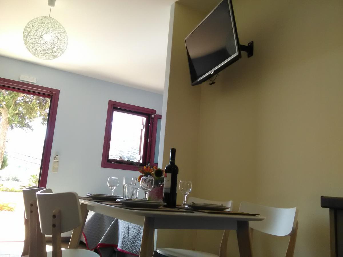 Mikros Gialos Apartments Exterior photo