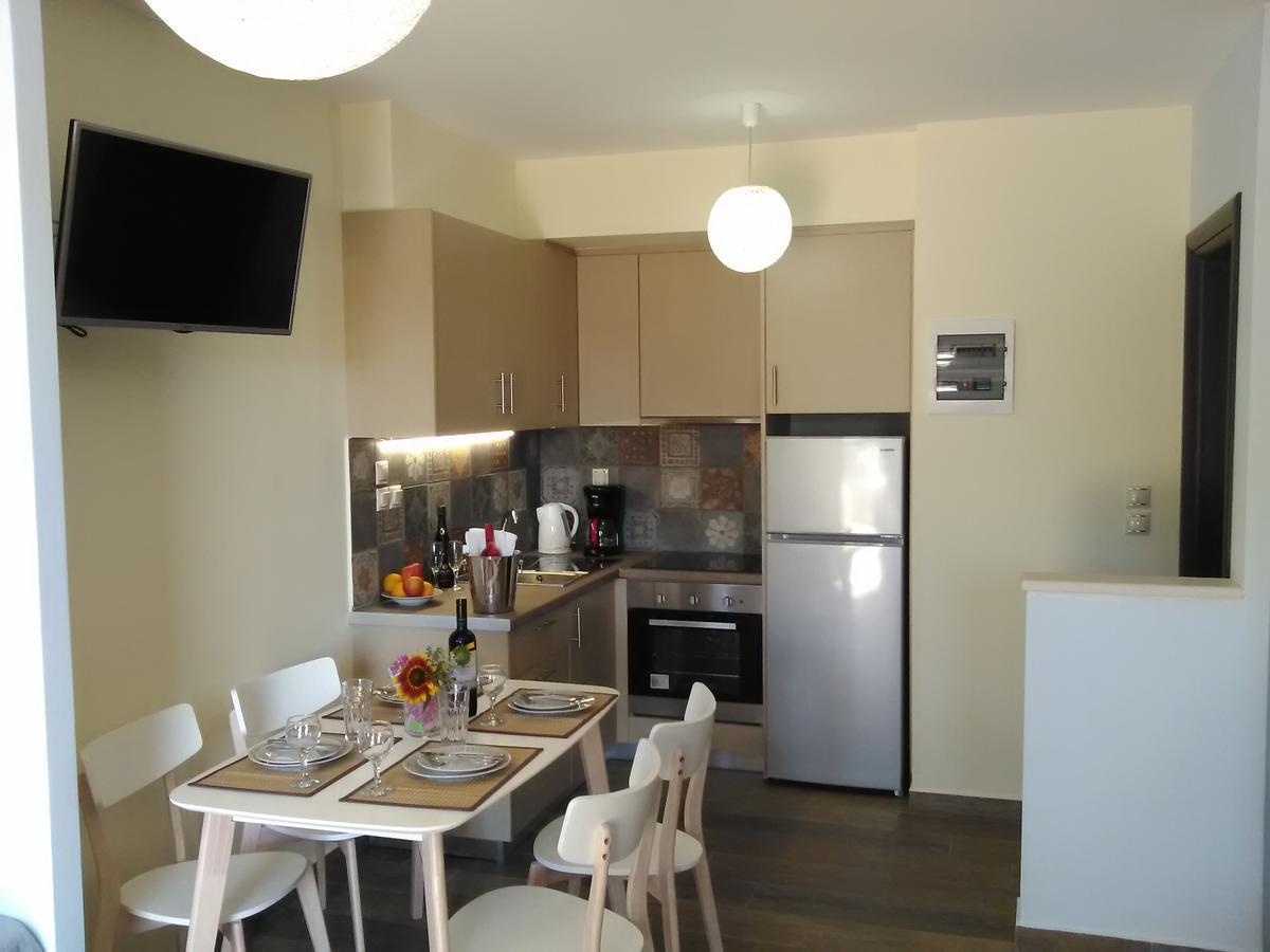 Mikros Gialos Apartments Exterior photo