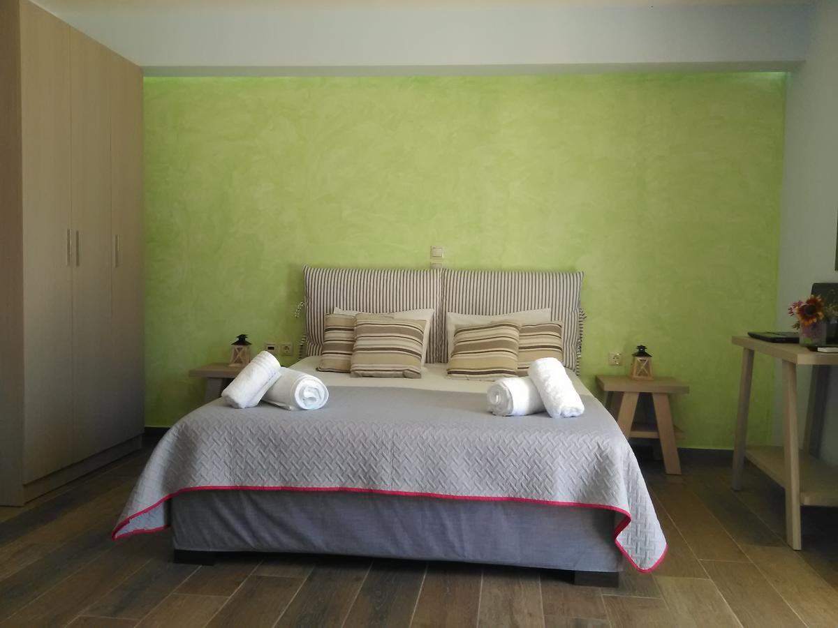 Mikros Gialos Apartments Exterior photo