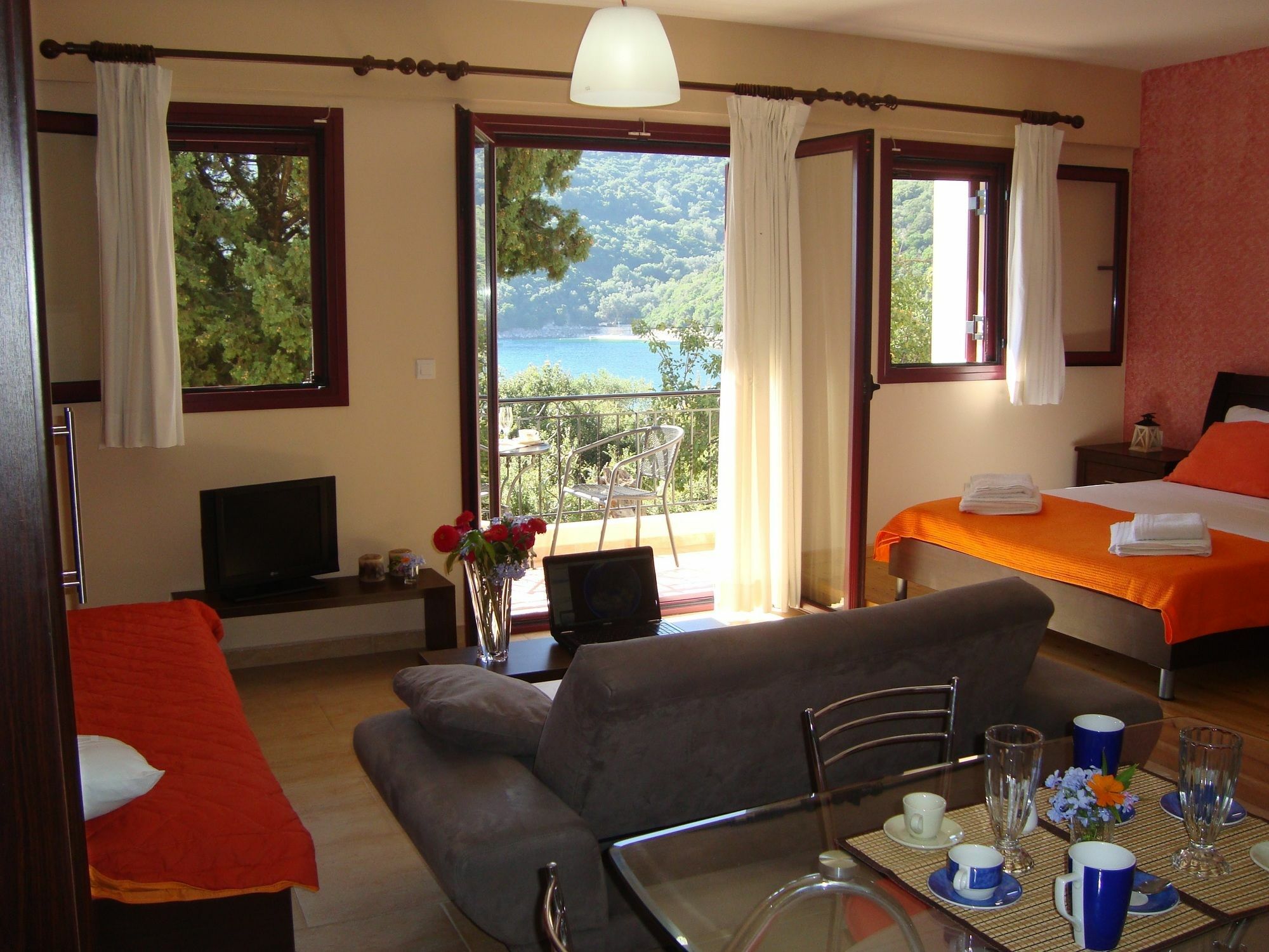 Mikros Gialos Apartments Exterior photo